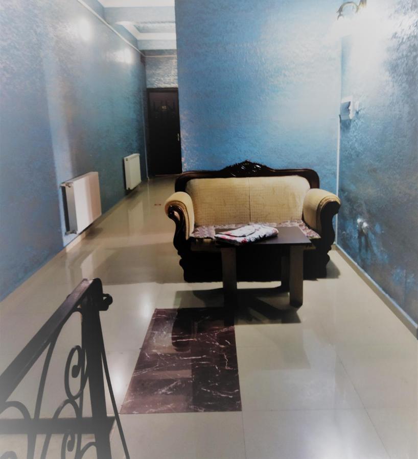 Hotel Vakhtanguri Батуми Екстериор снимка