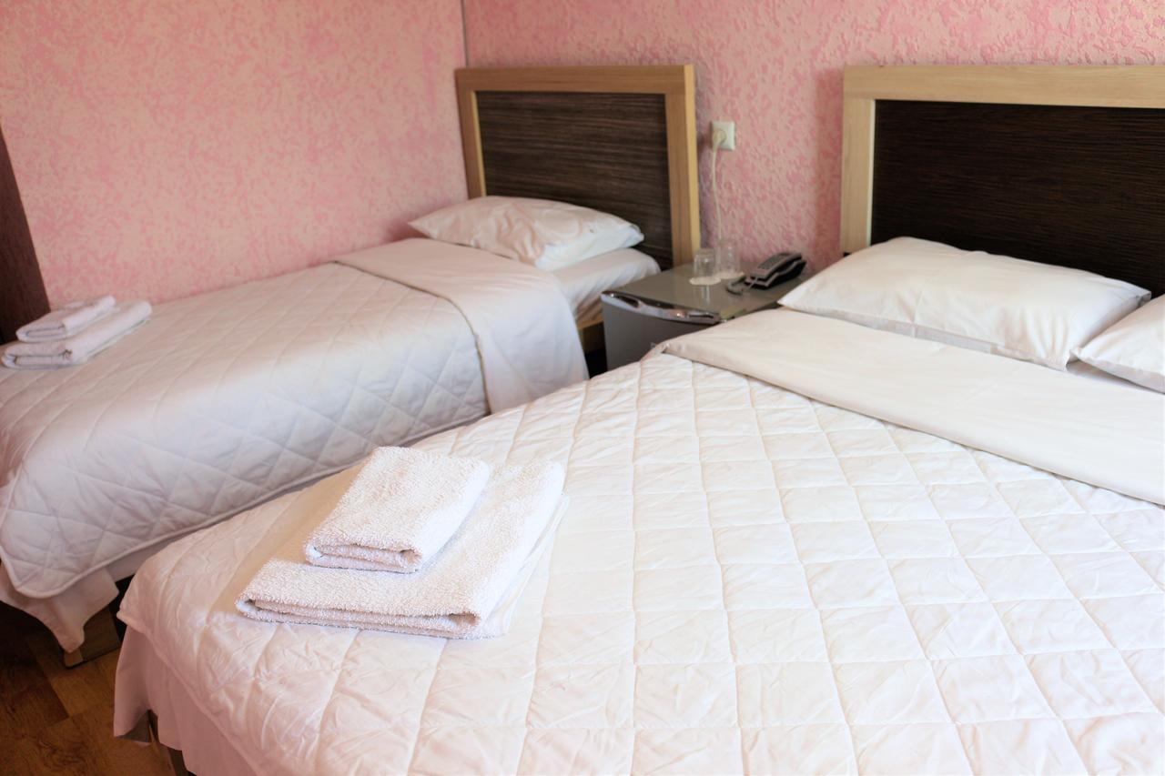 Hotel Vakhtanguri Батуми Екстериор снимка