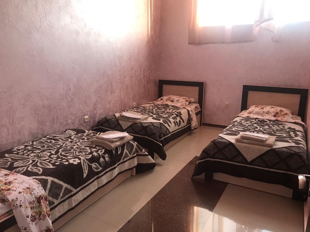Hotel Vakhtanguri Батуми Екстериор снимка