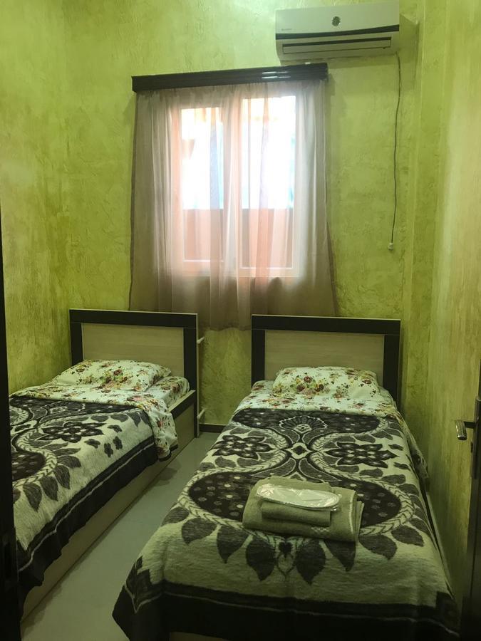Hotel Vakhtanguri Батуми Екстериор снимка